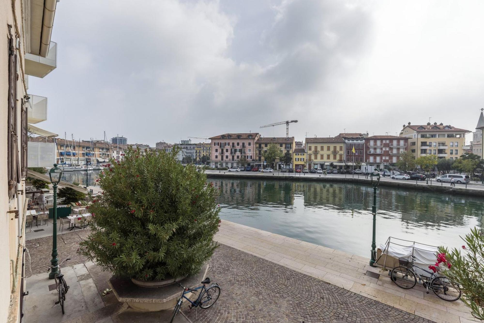 Appartamento Al Porticciolo Grado Eksteriør billede